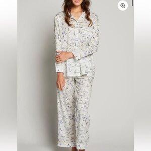 POUR LES FEMMES Hollywood Pajama Set